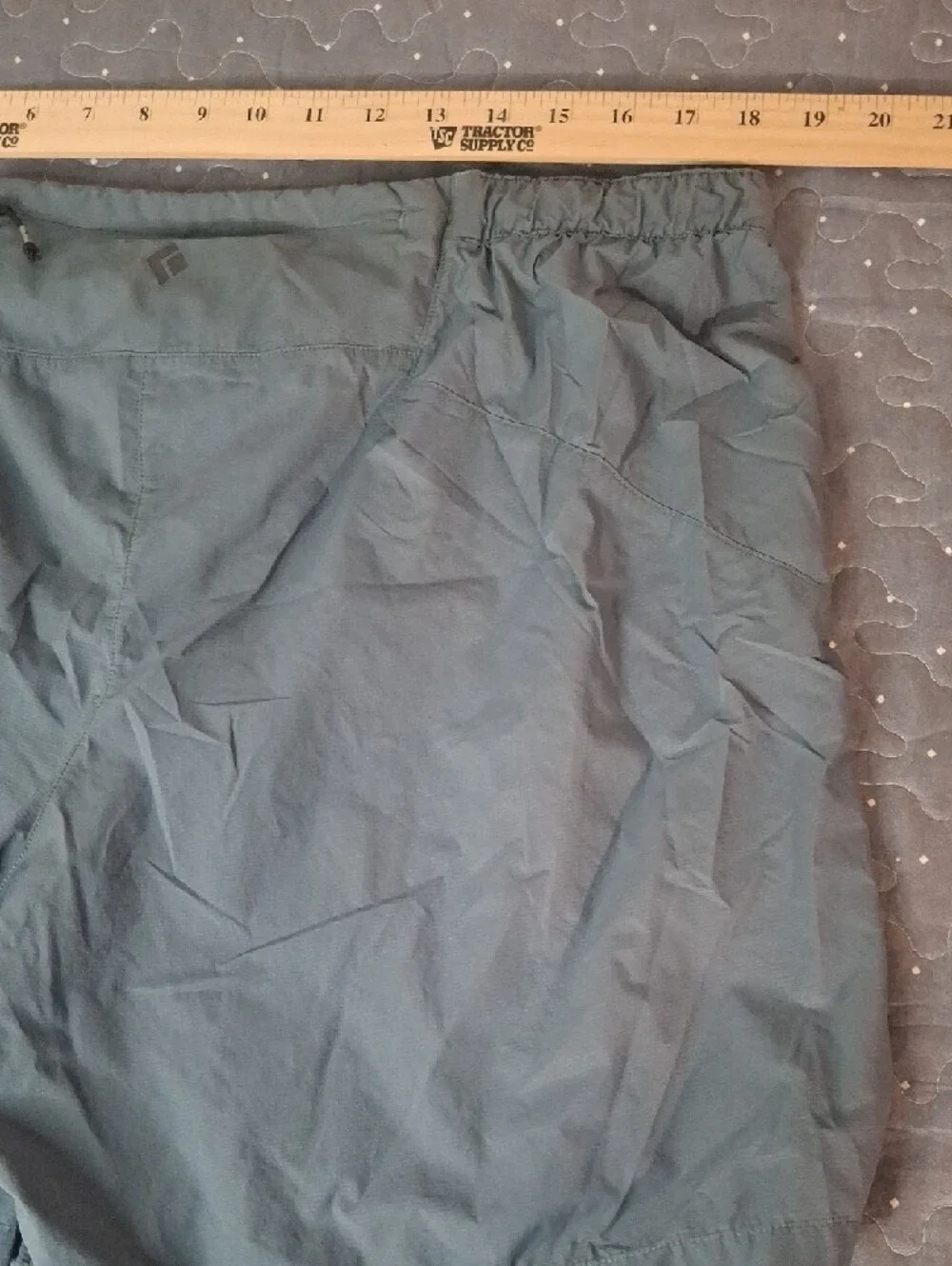 Black Diamon Lightweight Drawstring Shorts size XL
